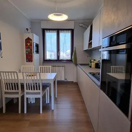 Confortevole Attico Vista Cupola Апартаменты Новара